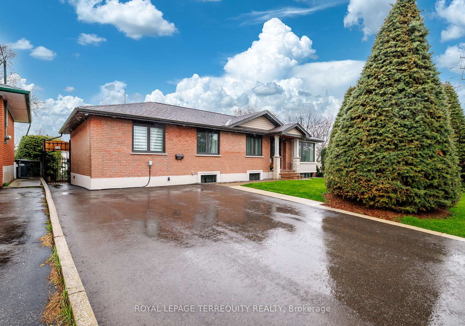 582-hyacinthe-boulevard-mississauga-ontario-w13046834