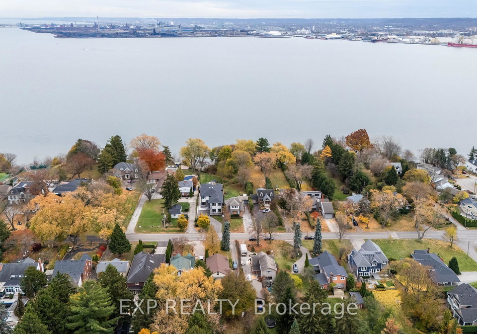 316-north-shore-boulevard-w-burlington-ontario-w13046918