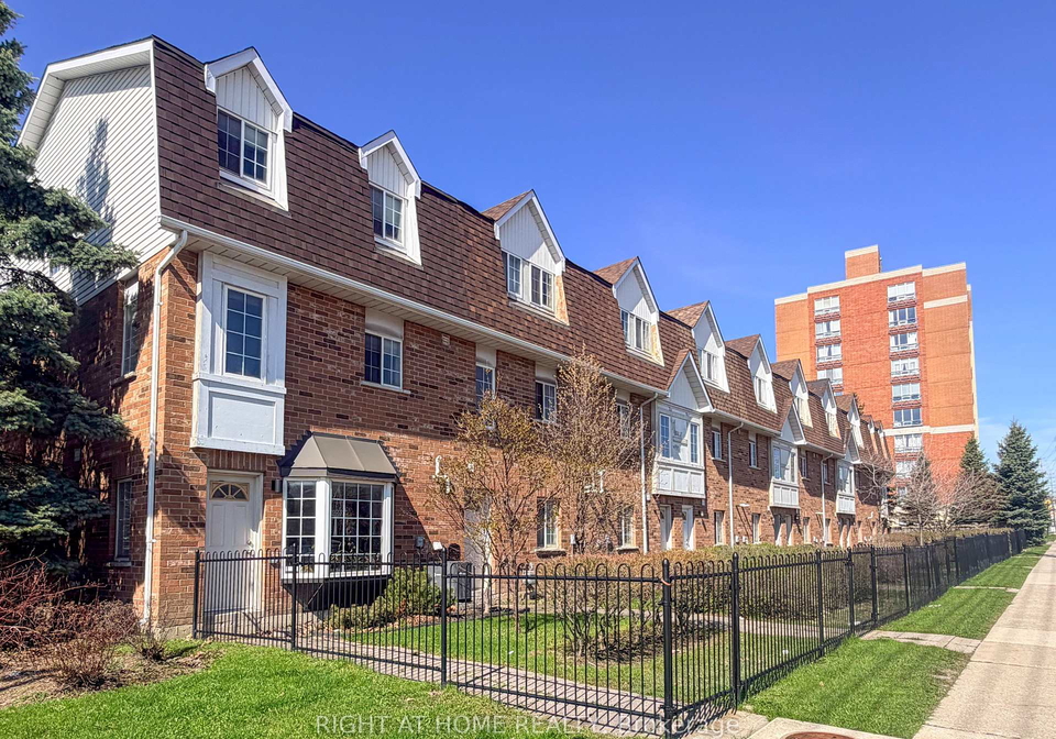 1525-south-parade-court-mississauga-ontario-w13046928