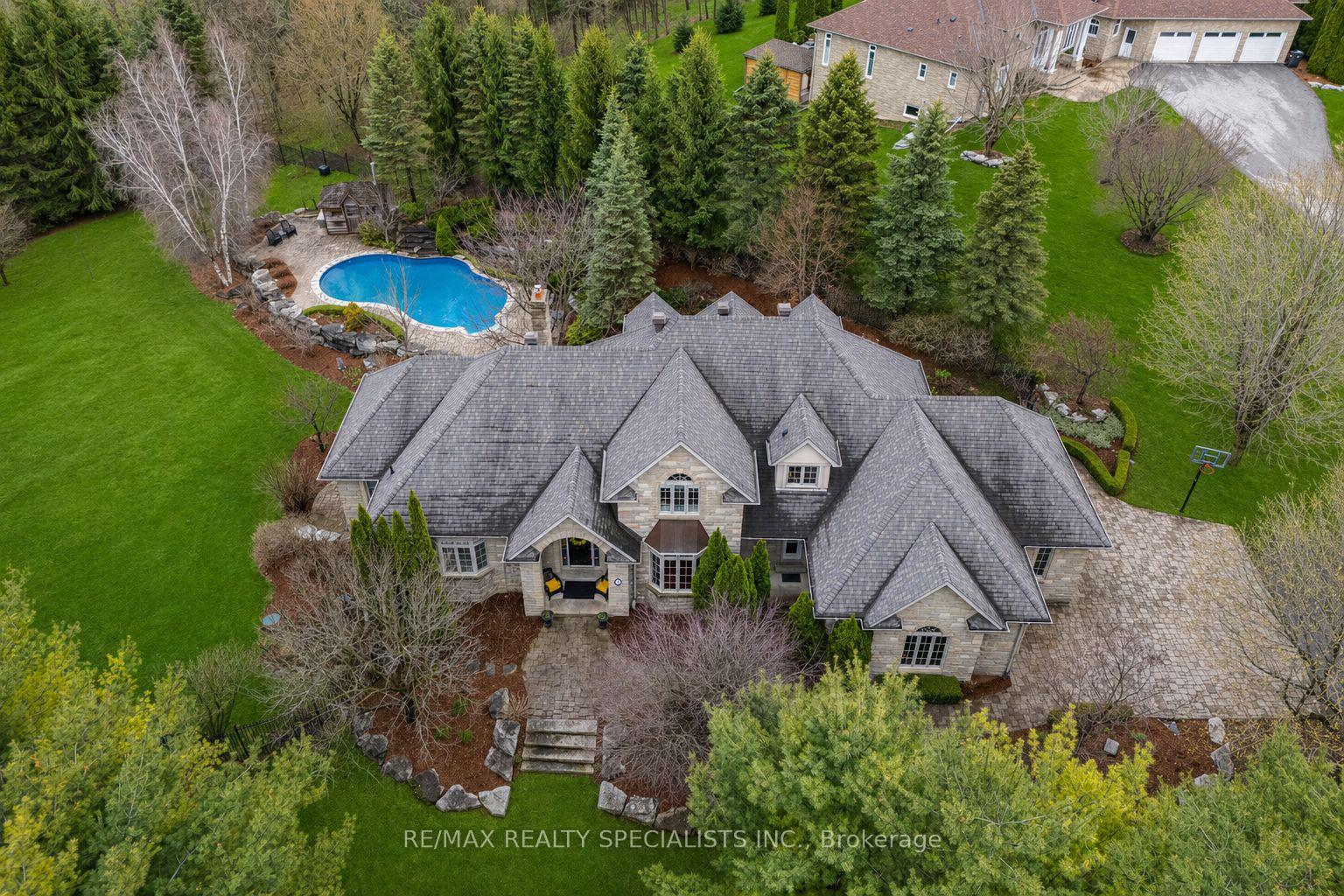 2-valley-hill-drive-caledon-ontario-w13047278