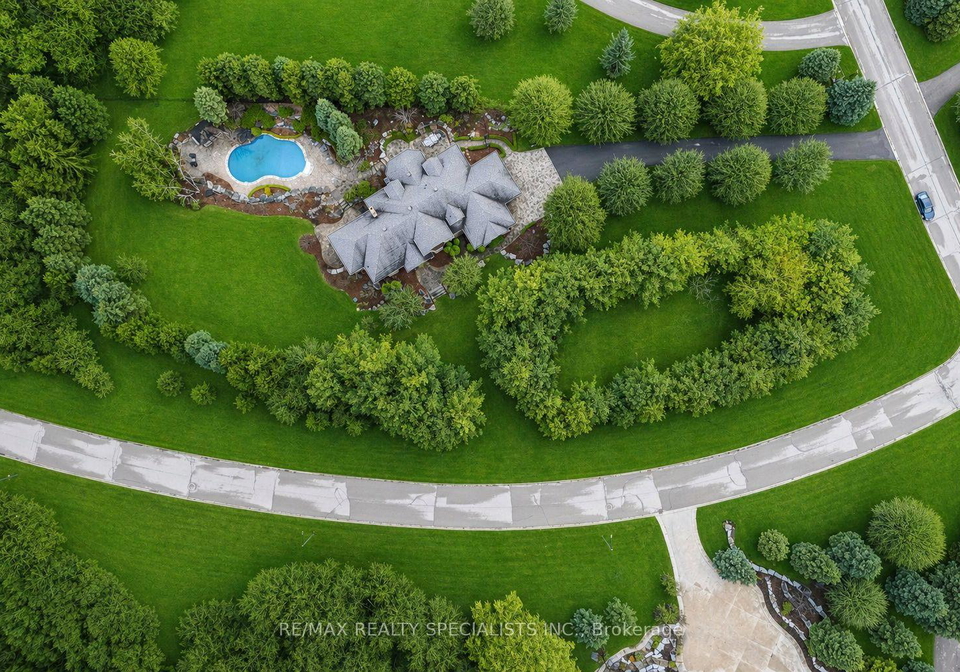 2-valley-hill-drive-caledon-ontario-w13047278