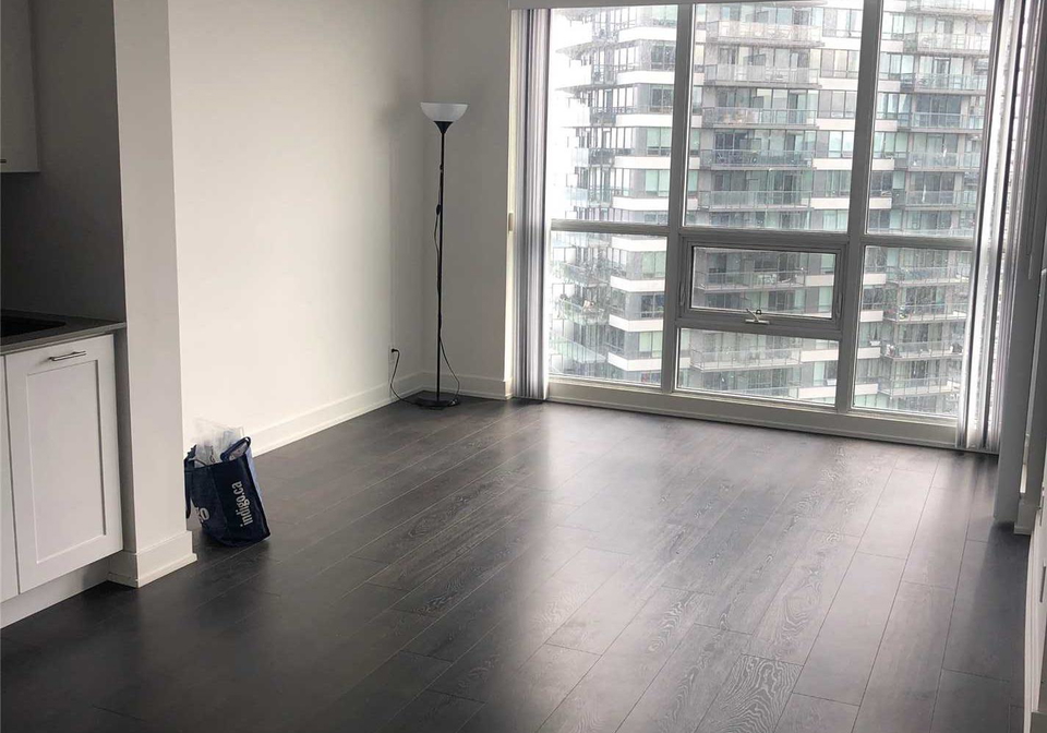 2212-lake-shore-boulevard-w-etobicoke-ontario-w13047616