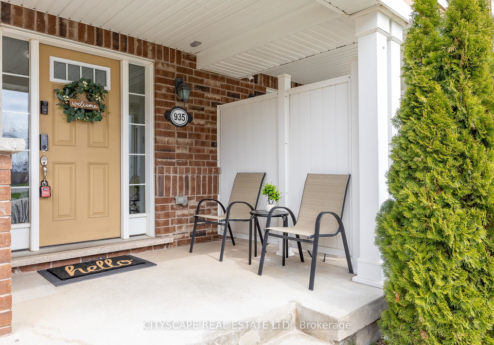 935-nadalin-heights-milton-ontario-w13047666