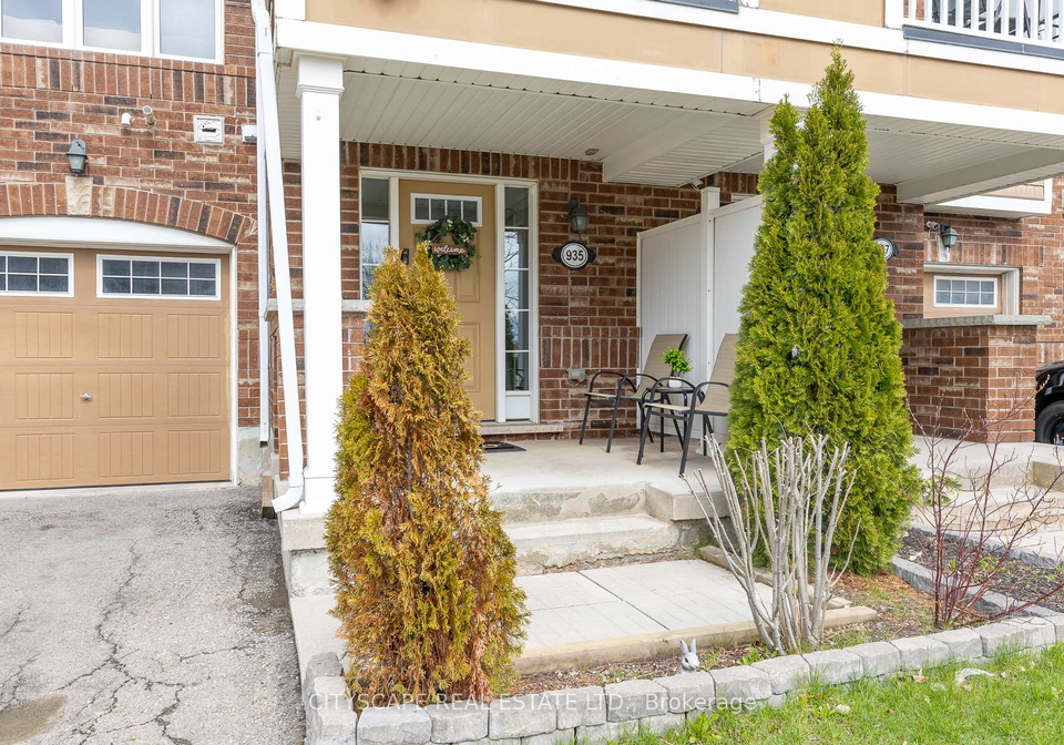 935-nadalin-heights-milton-ontario-w13047666