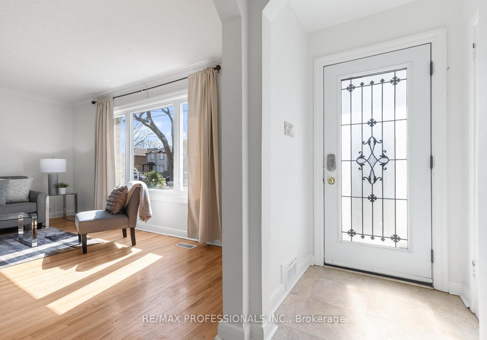 25-charleston-road-etobicoke-ontario-w13047720