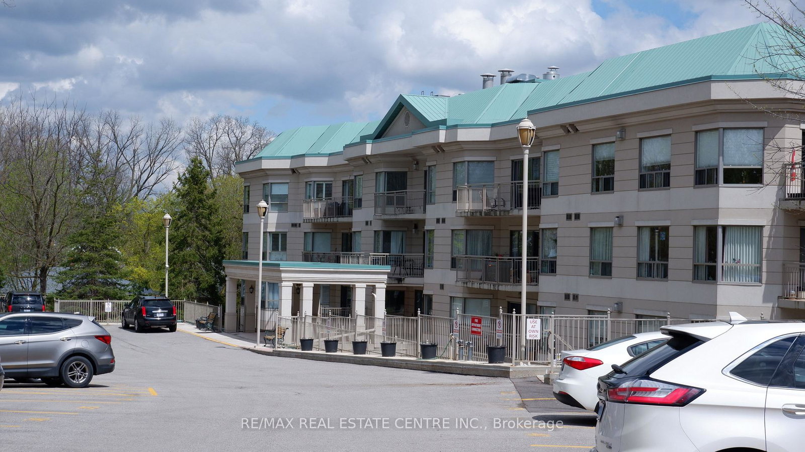 24-chapel-street-halton-hills-ontario-w13048198