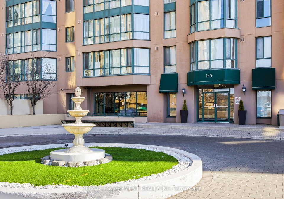 145-hillcrest-avenue-mississauga-ontario-w13048382