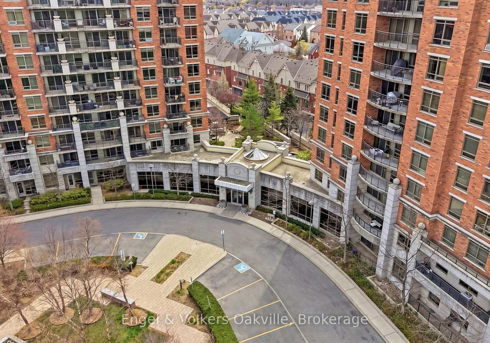 2379-central-park-drive-oakville-ontario-w13048452