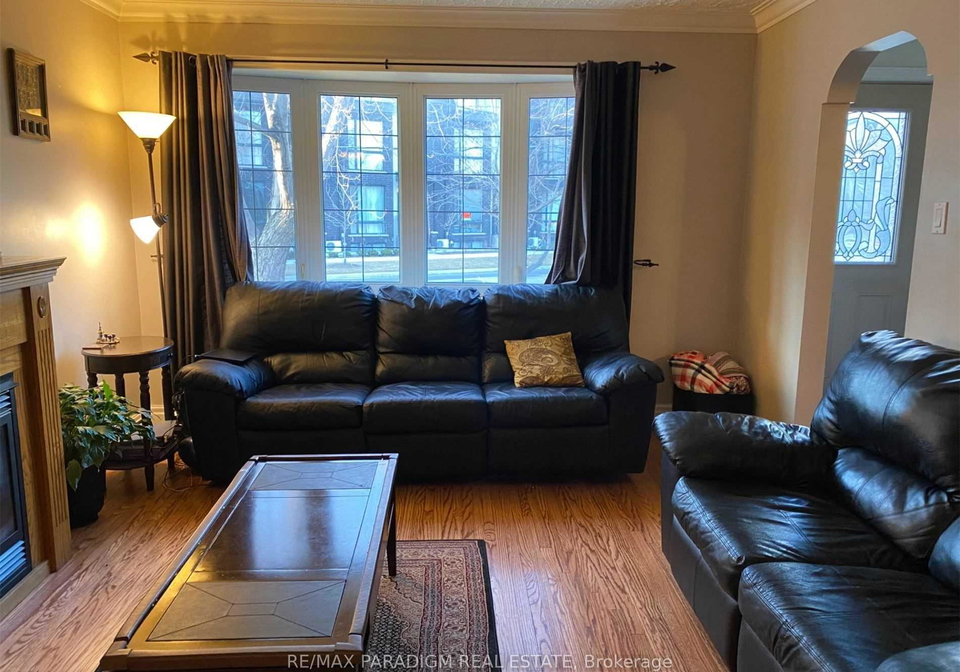 21-fieldway-road-etobicoke-ontario-w13048490