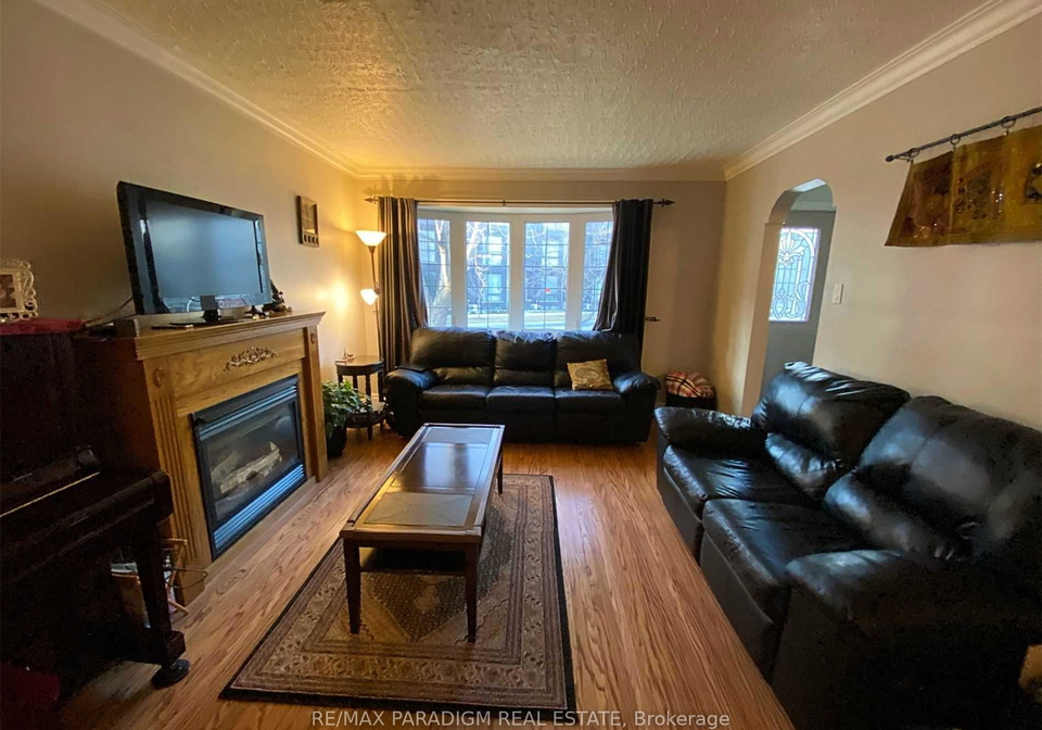 21-fieldway-road-etobicoke-ontario-w13048490