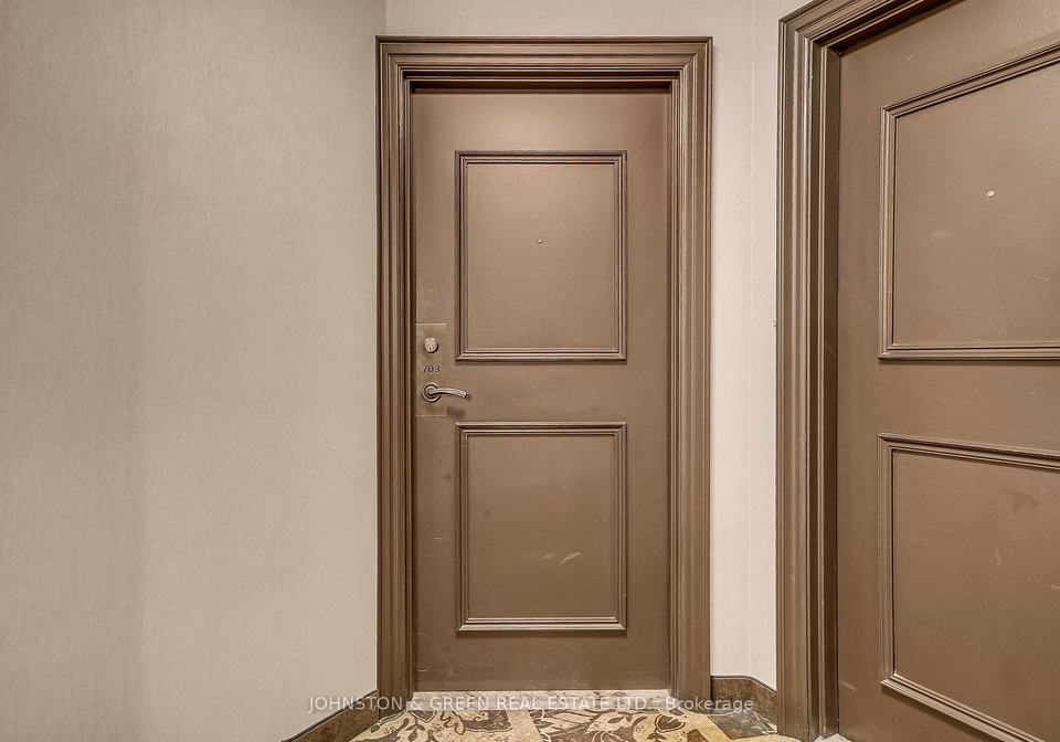 1300-bloor-street-mississauga-ontario-w13048566