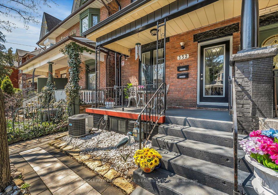 332-delaware-avenue-toronto-ontario-w13048624