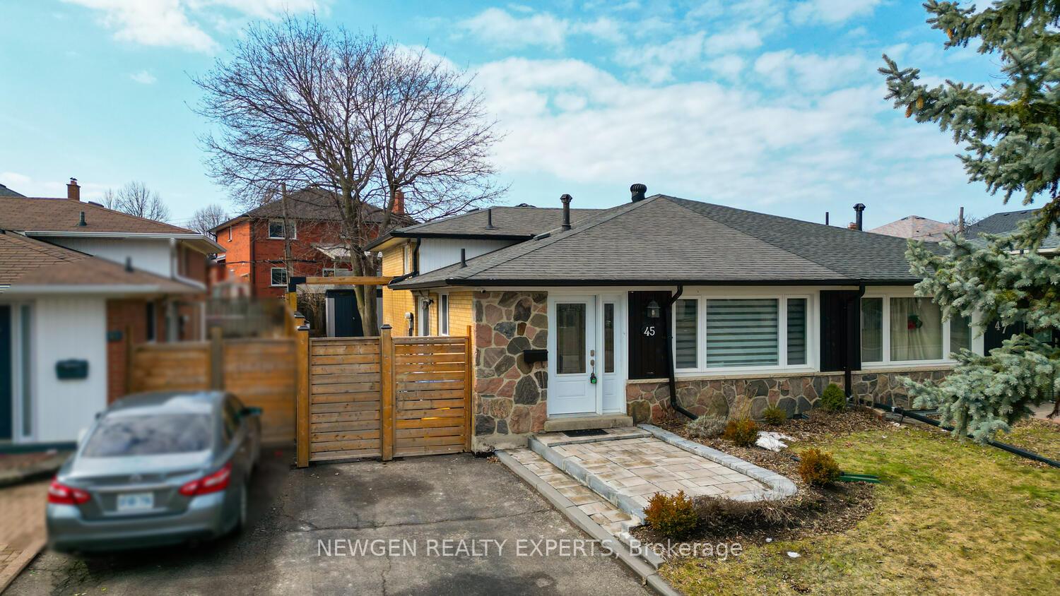 45-grange-drive-brampton-ontario-w13049032