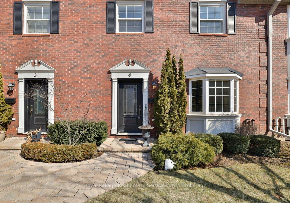 2407-woodward-avenue-burlington-ontario-w13049074