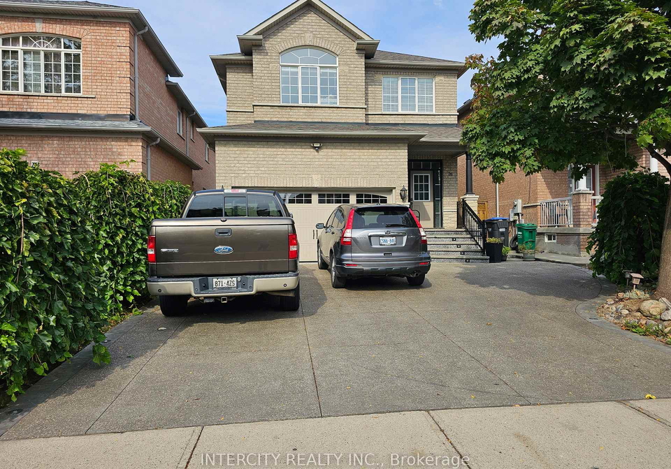 26-zia-dodda-crescent-brampton-ontario-w13049320