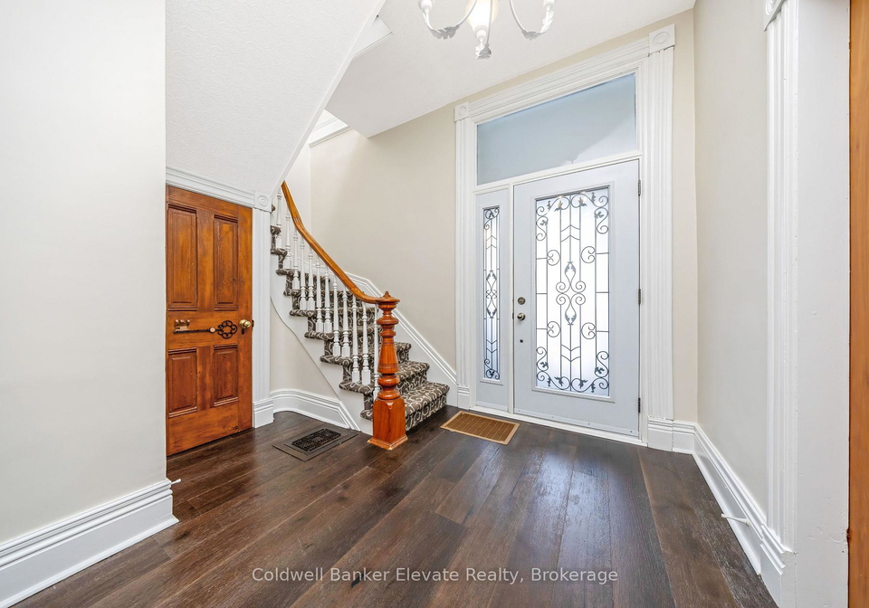 6-queen-street-halton-hills-ontario-w13049338