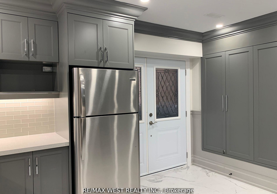 1495-king-street-w-toronto-ontario-w13049638