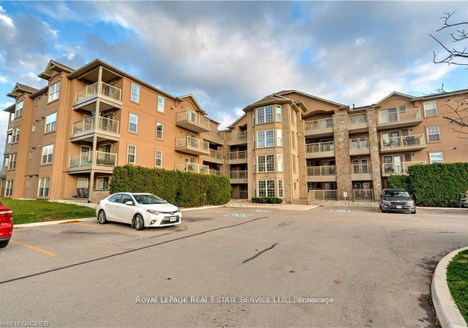 1460-bishops-gate-oakville-ontario-w13049670