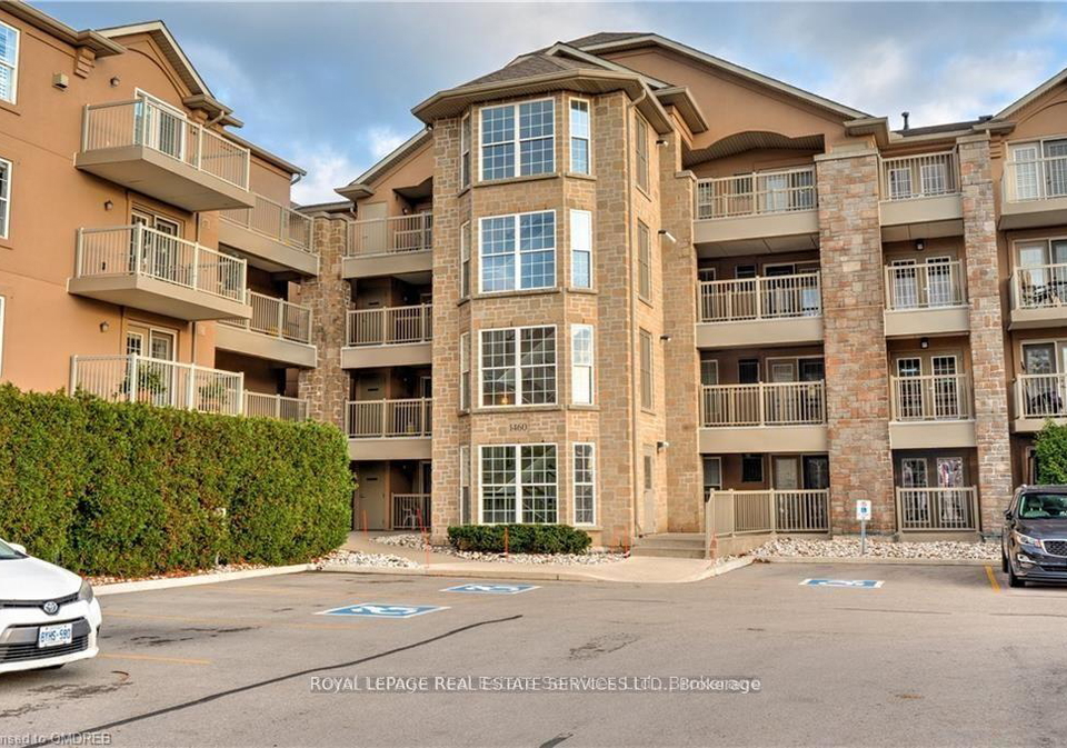 1460-bishops-gate-oakville-ontario-w13049670