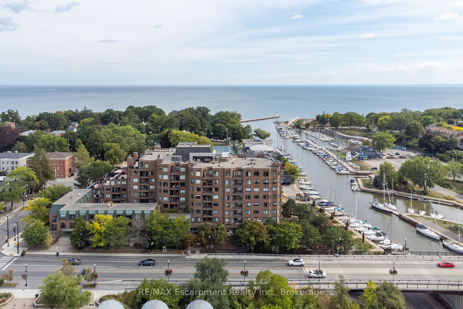 100-lakeshore-road-e-oakville-ontario-w13049720