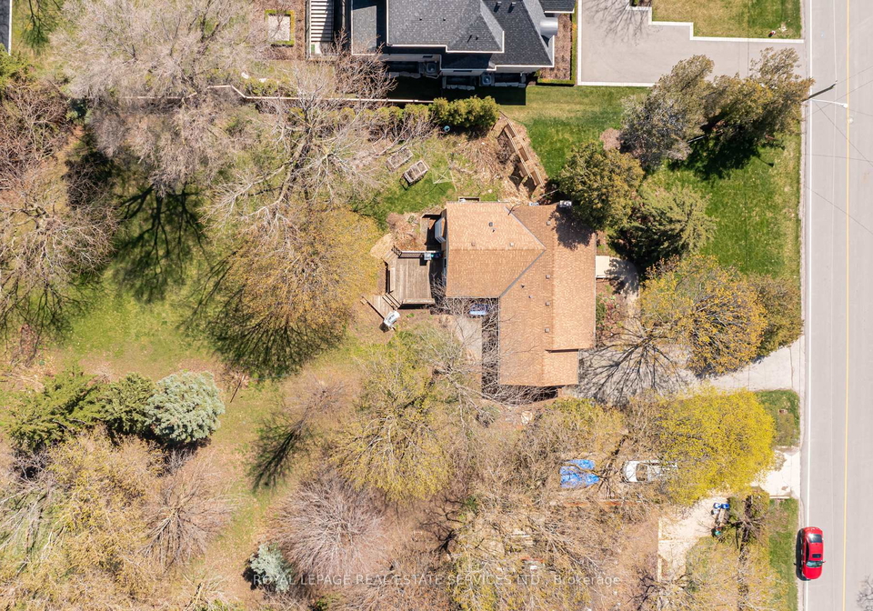 561-maplehurst-avenue-oakville-ontario-w13049804