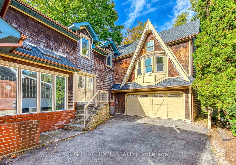 435-maple-avenue-oakville-ontario-w13049832