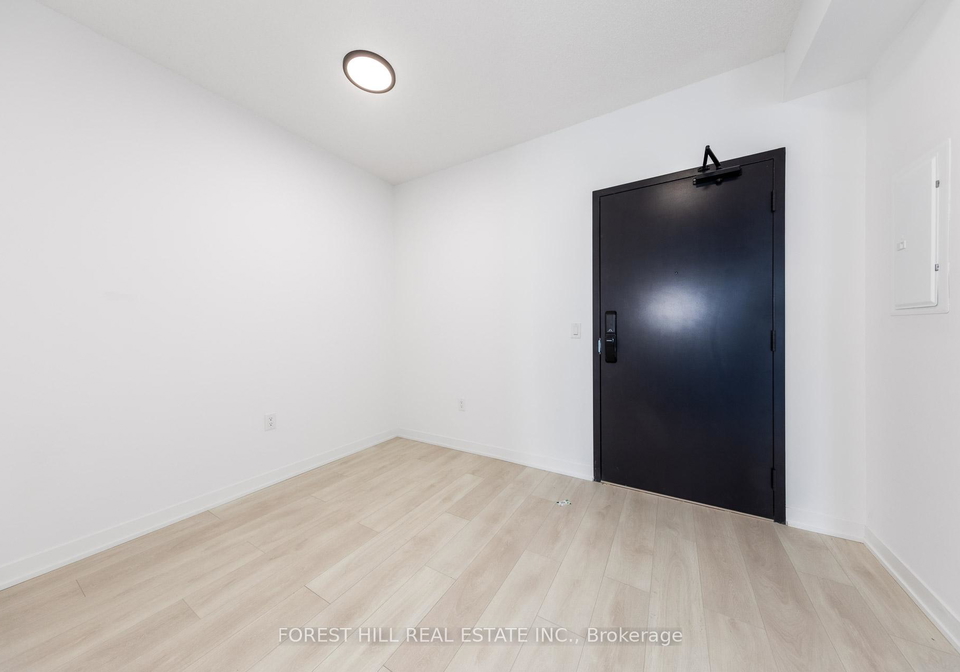 4878-powers-common-burlington-ontario-w13049910