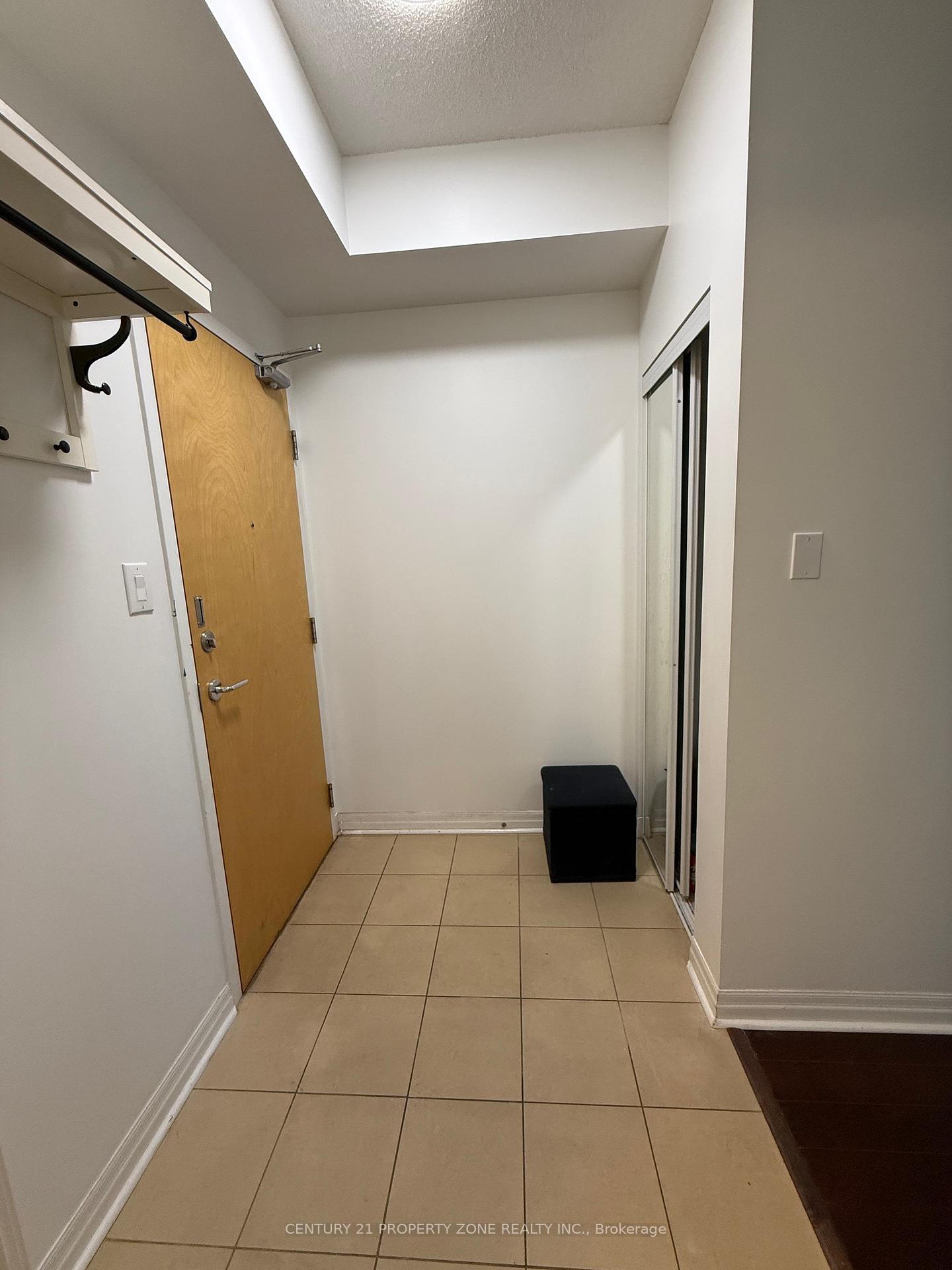 3515-kariya-drive-mississauga-ontario-w13050078