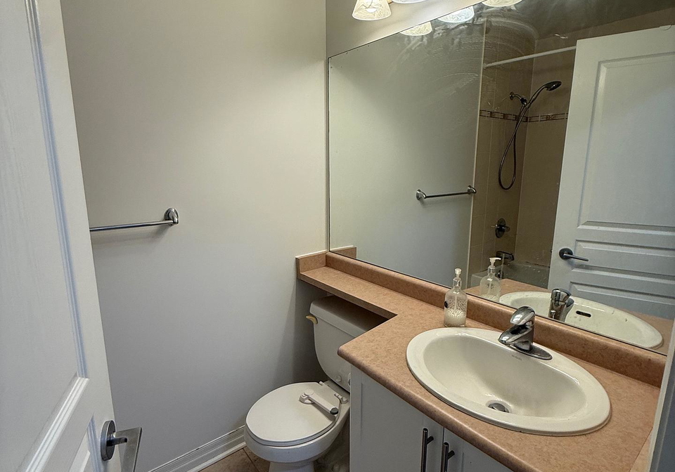 3515-kariya-drive-mississauga-ontario-w13050078