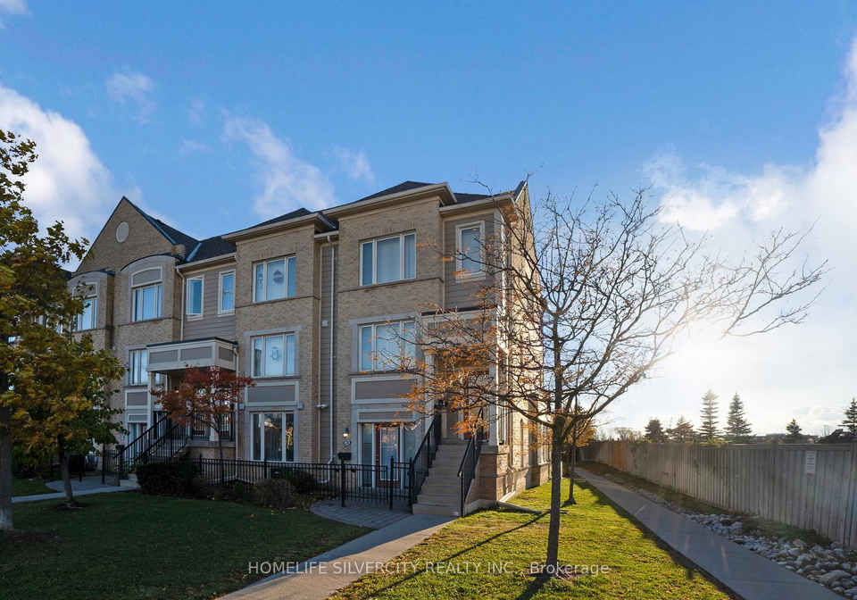 60-fairwood-circle-brampton-ontario-w13050238