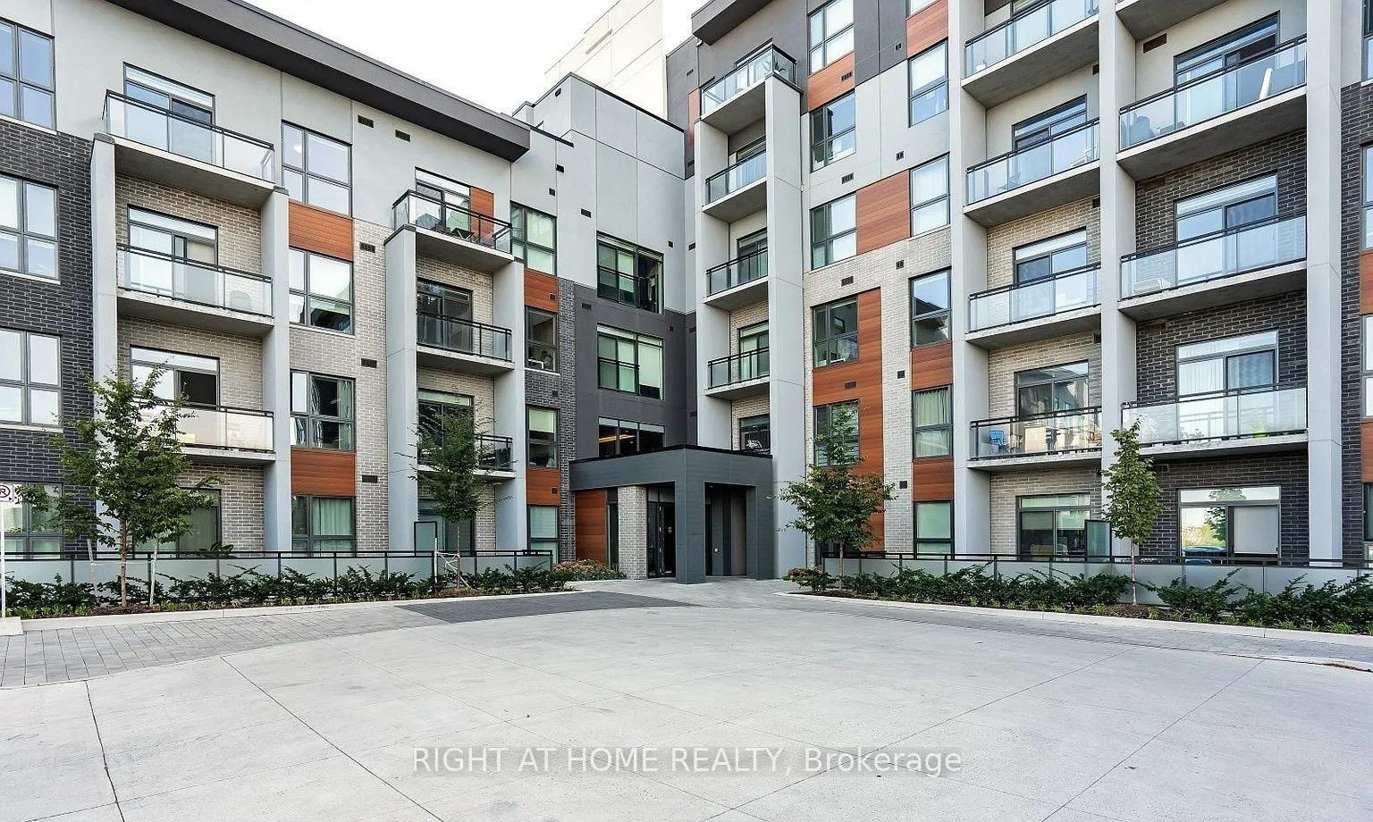 95-dundas-street-w-oakville-ontario-w13050360