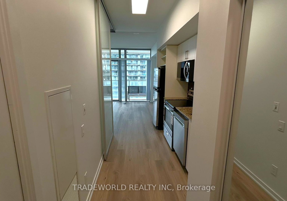 103-the-queensway-toronto-ontario-w13050388