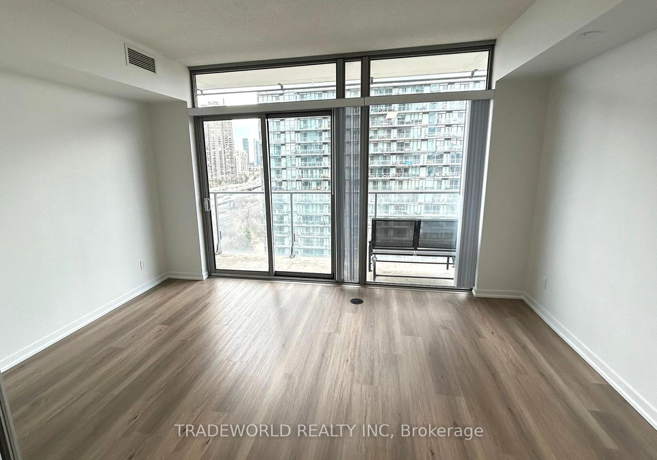 103-the-queensway-toronto-ontario-w13050388