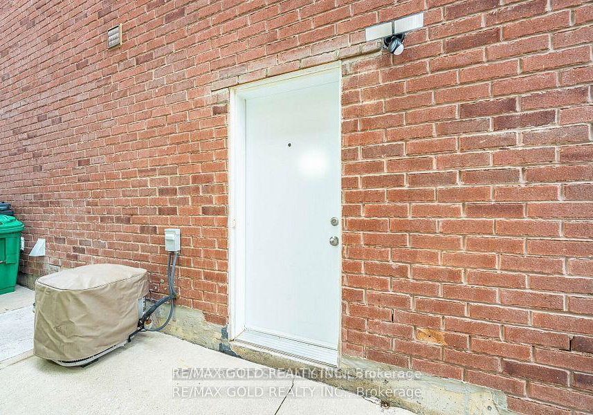 33-callalily-road-brampton-ontario-w13050396