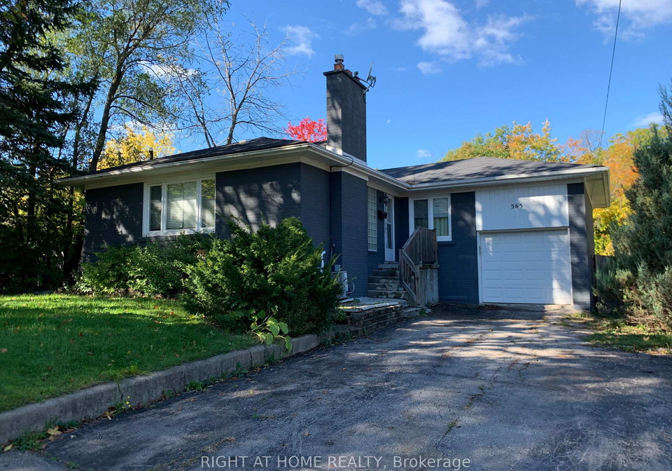 565-wildwood-drive-oakville-ontario-w13050680