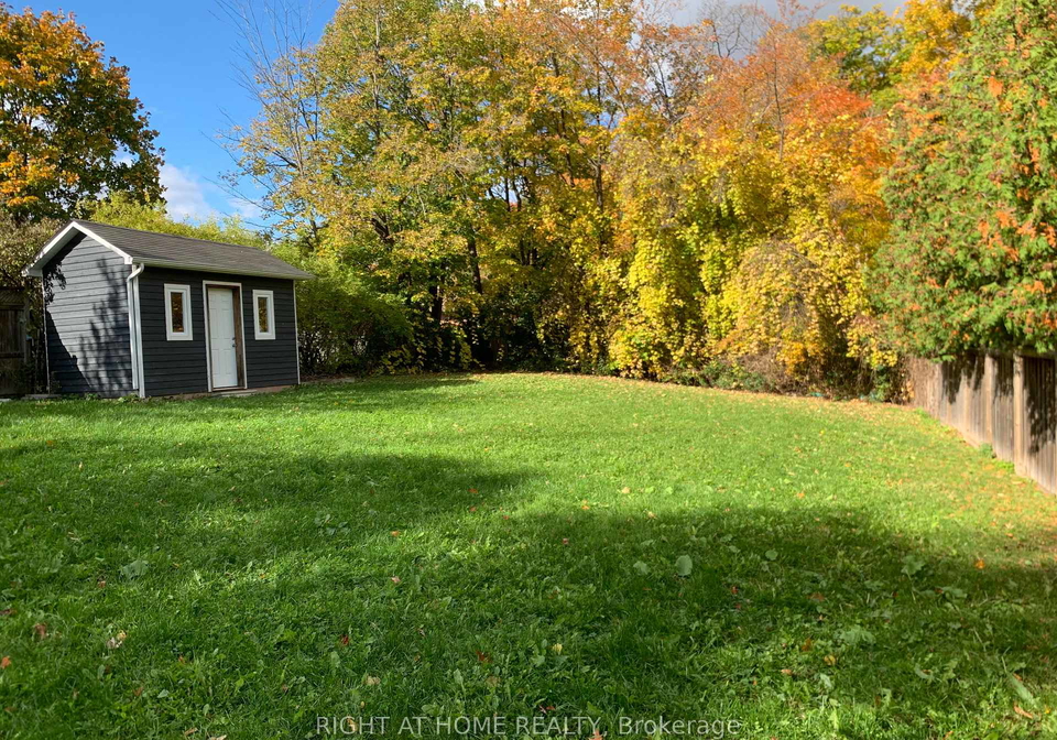 565-wildwood-drive-oakville-ontario-w13050680