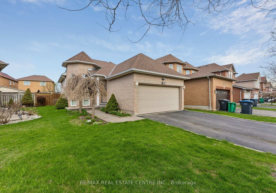 80-pebblestone-circle-brampton-ontario-w13050780
