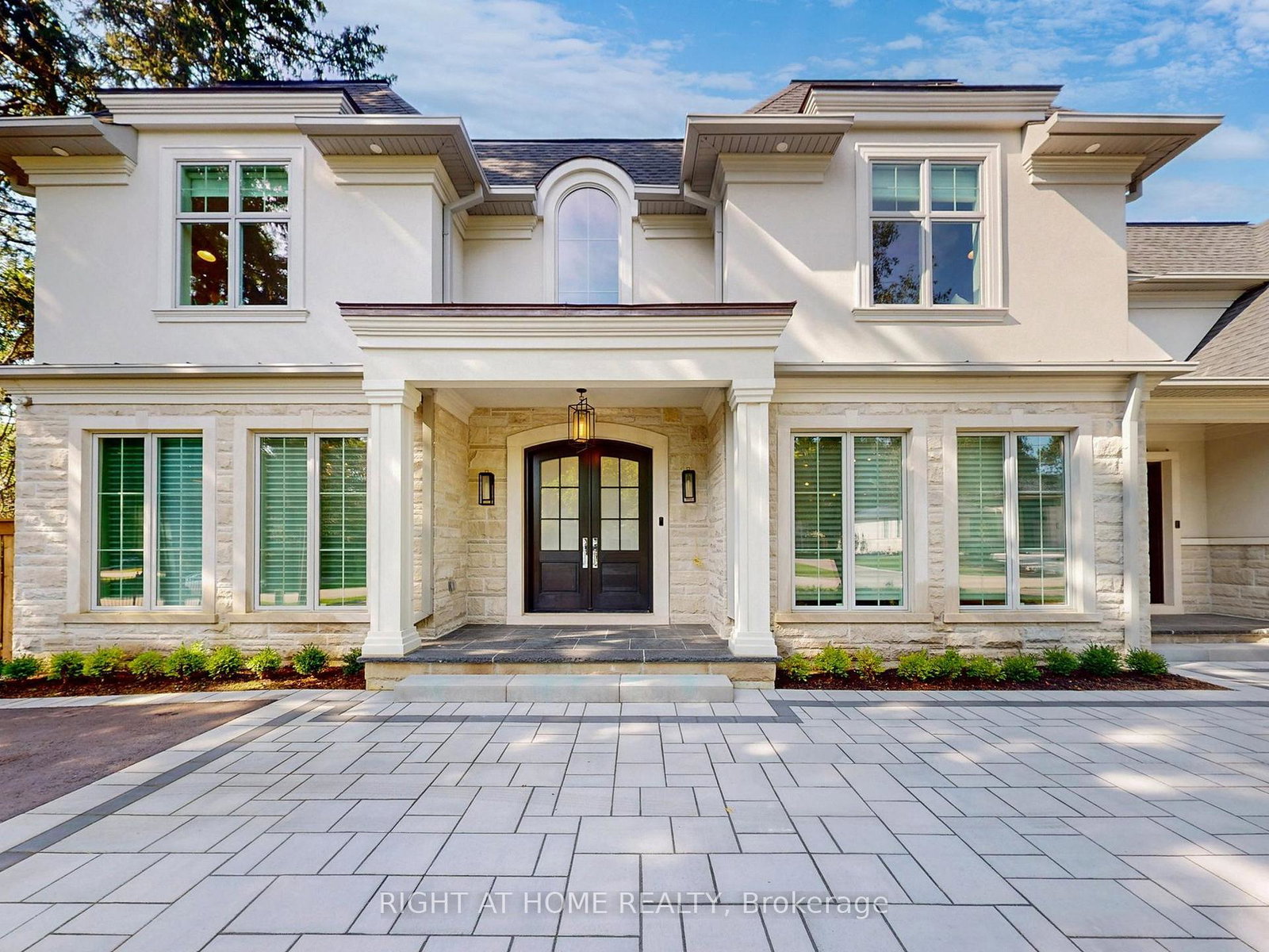 172-burgundy-drive-oakville-ontario-w13050914