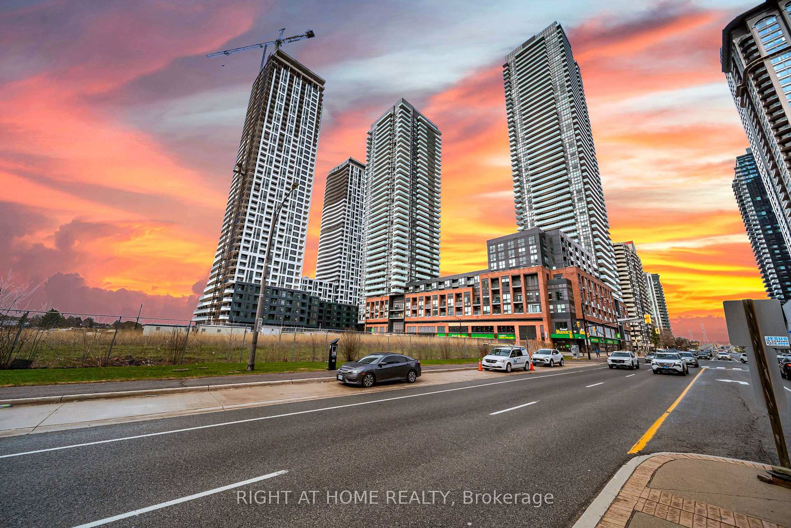 4130-parkside-village-drive-mississauga-ontario-w13050952