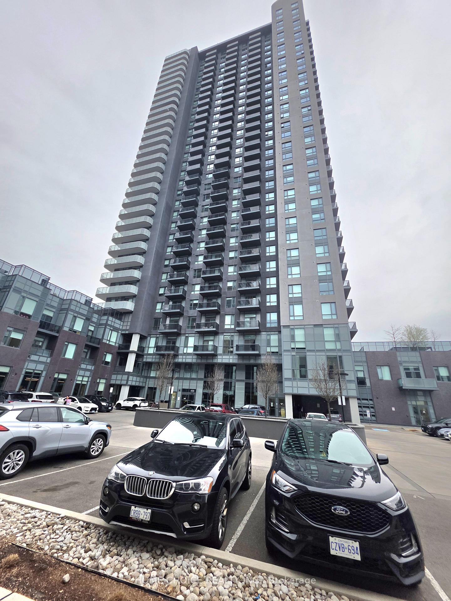 8-nahani-way-e-mississauga-ontario-w13051136