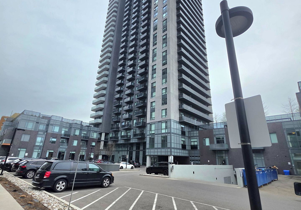 8-nahani-way-e-mississauga-ontario-w13051136