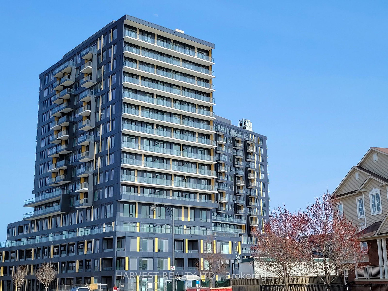 4878-powers-common-burlington-ontario-w13051172