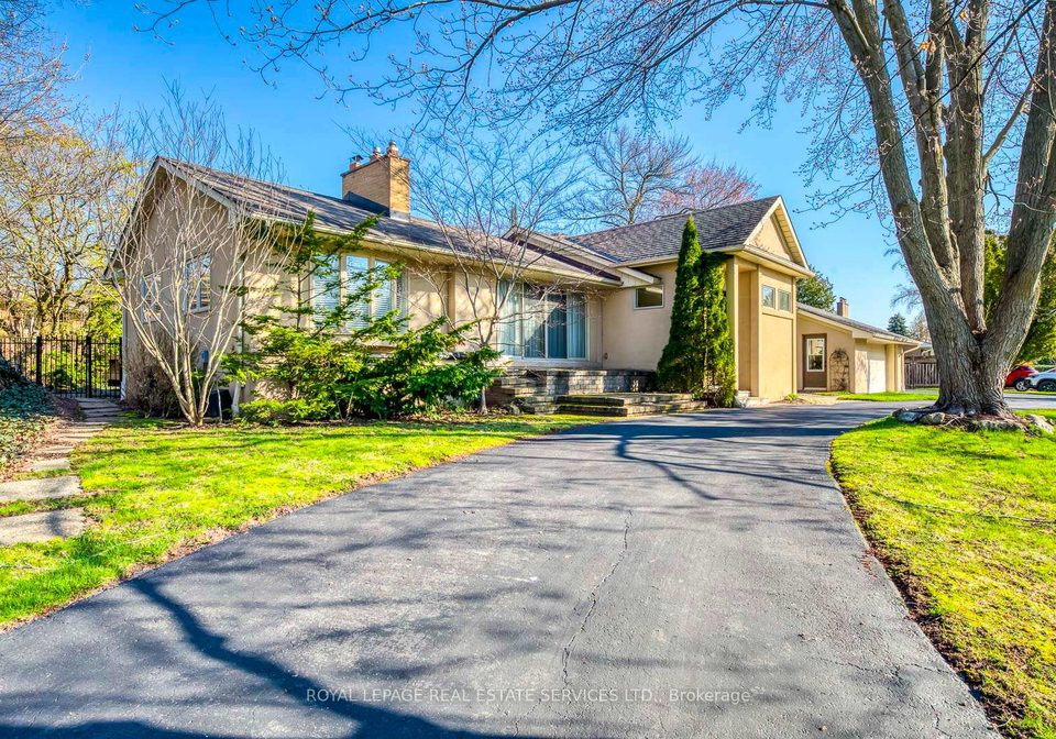 1327-sedgewick-crescent-oakville-ontario-w13051388