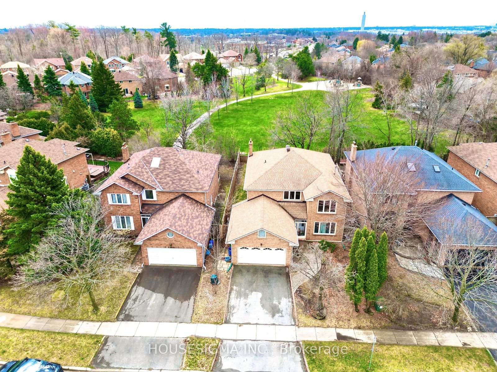 1404-will-scarlett-drive-oakville-ontario-w13051438