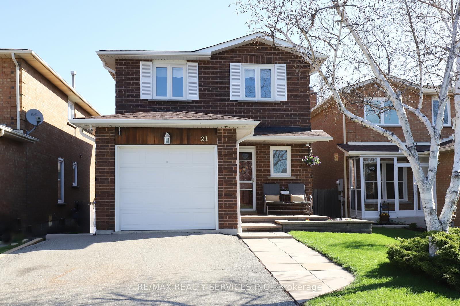 21-shenstone-avenue-brampton-ontario-w13051514