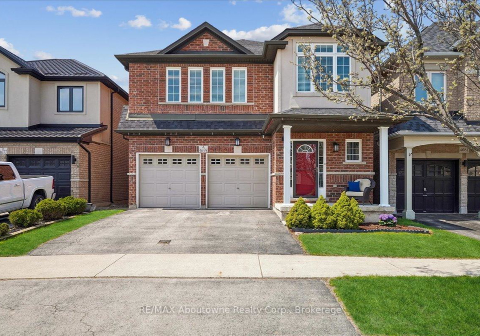 4679-webb-street-burlington-ontario-w13051632