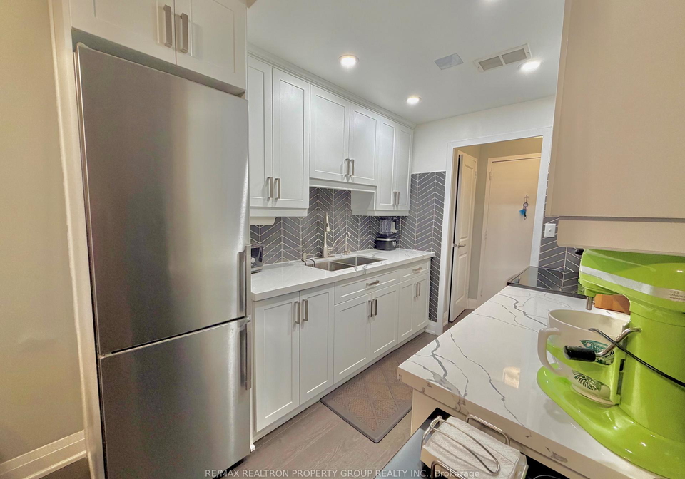 3320-fieldgate-drive-mississauga-ontario-w13051662