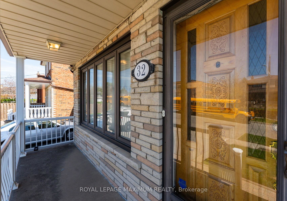 32-ianhall-road-york-ontario-w13051828