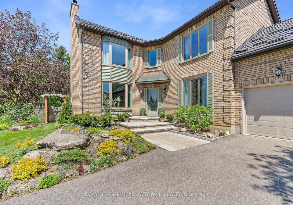 16-oak-ridge-drive-halton-hills-ontario-w13051972