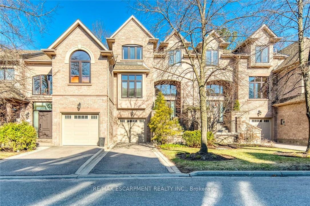 2303-hill-ridge-court-oakville-ontario-w13052124